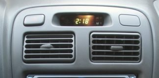 Per ascoltare la digital radio occorre installare un ricevitore apposito