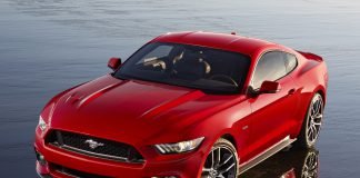 La nuova Ford MustangLa nuova Ford Mustang
