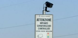 Un esempio di controllo al semaforo