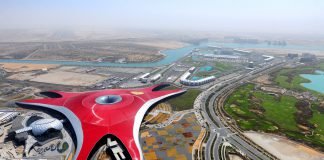 Il parco Ferrari World ad Abu Dhabi