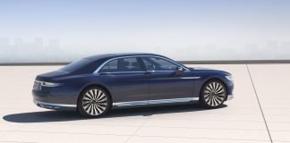 Nuova Lincoln Continental