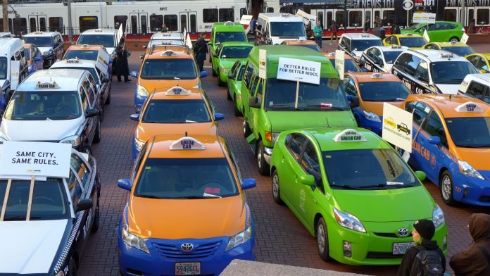 Uber_Protest_Portland_(16089431317)