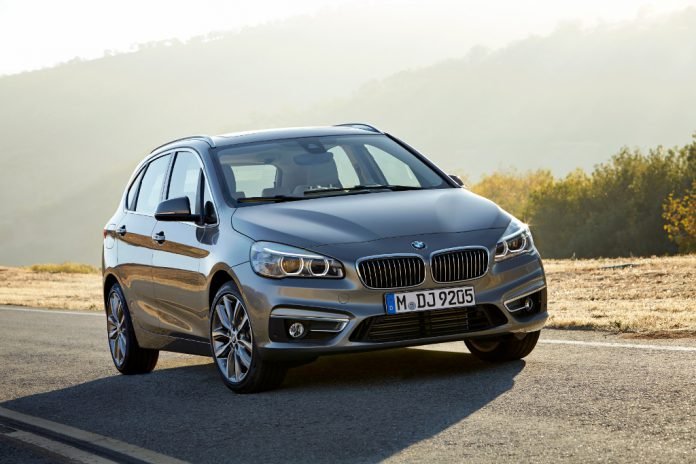 P90141704_highRes_the-bmw-2-series-act