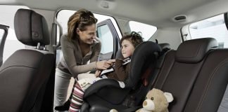 sicurezza dei bambini in auto