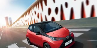 Toyota Aygo X-Cite Red Bi Tone