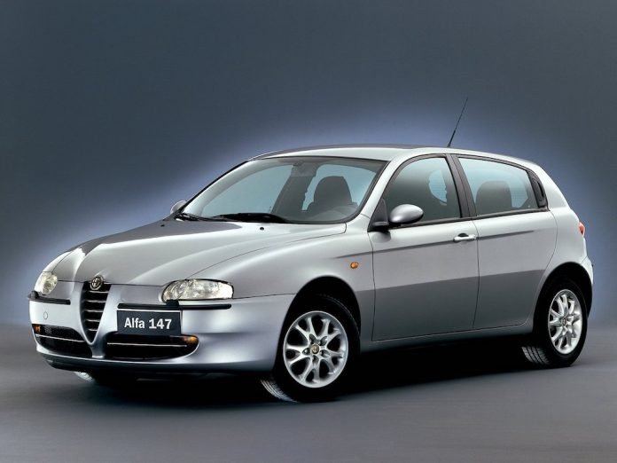 Tappetini auto Alfa 147