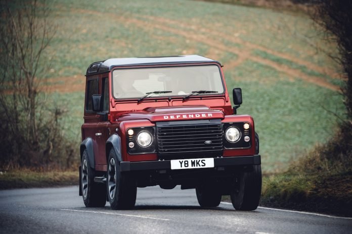 Land Rover Defender Works 2018
