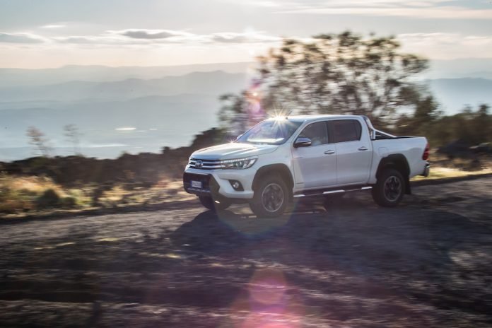 Toyota Hilux Invincible 50 2018