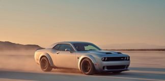 Dodge Challenger SRT Hellcat Redeye