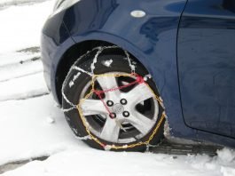 come montare le catene da neve