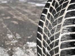 Gomme invernali 2026, i risultati dei test ADAC: quali convincono e quali deludono