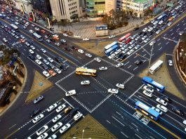 Sette italiani su dieci pensano di rispettare il Codice della strada, ma infrazioni e incidenti raccontano altro