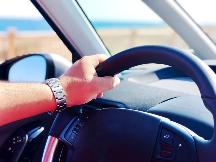Dati completi di un'auto Dati completi di un'auto