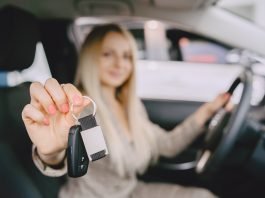Auto e furgoni, il nuovo decreto cambia rotta: meno incentivi all’acquisto e più spazio a GPL e noleggio lungo termine noleggio a lungo termine