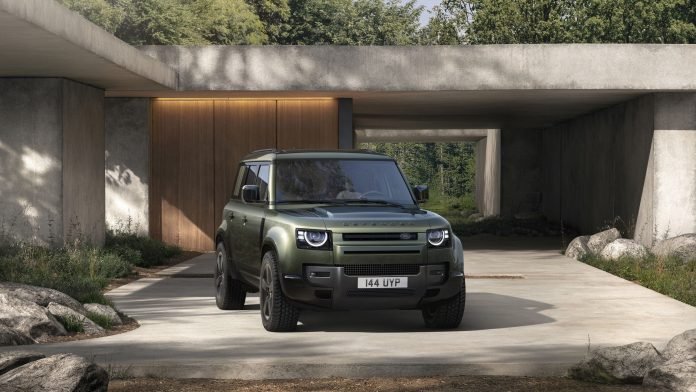Land Rover Defender Model Year 2026