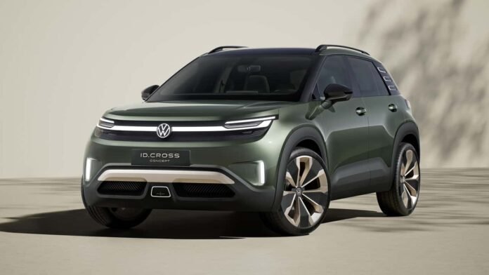 Volkswagen T-Cross 2026: il restyling dopo il rilancio della T-Roc apre una nuova fase per i SUV compatti VW Volkswagen T-Cross 2026: il restyling dopo il rilancio della T-Roc apre una nuova fase per i SUV compatti VW