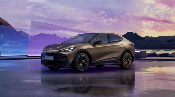 Cupra Tavascan, nuove dotazioni per il suv elettrico con potenze fino a 340 CV