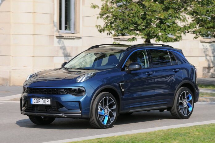Lynk & Co 01 Lynk & Co 01