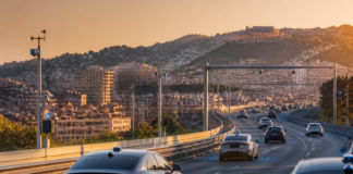 Tangenziale di Napoli, debutta la prima Smart Road italiana: come funziona e quali vantaggi porta agli automobilisti