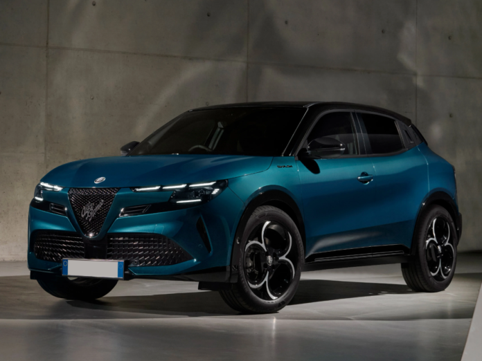Alfa Romeo Junior Ibrida Q4 Alfa Romeo Junior Ibrida Q4