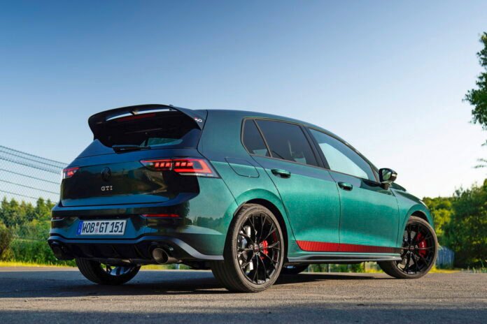Volkswagen Golf GTI Edition 50